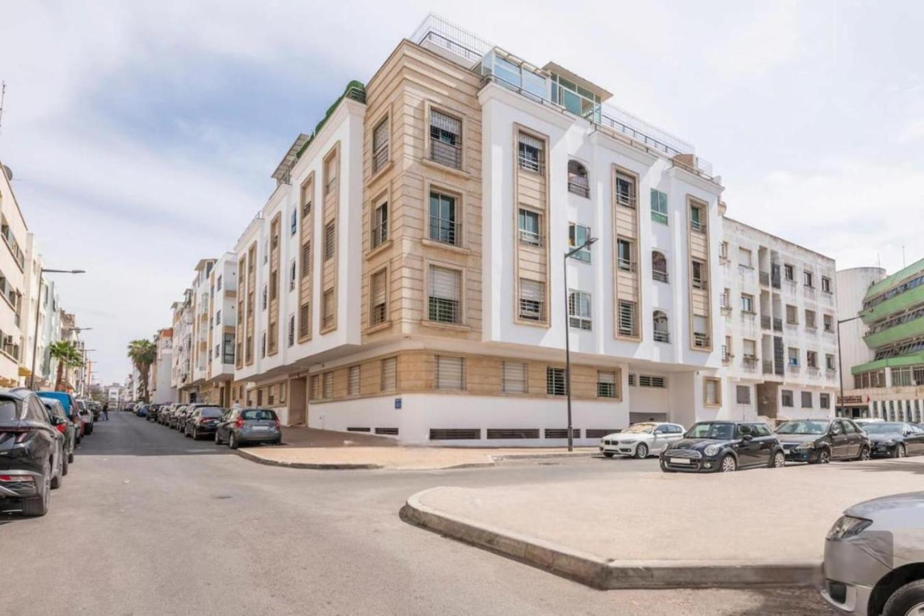 Apartment With Parking In Rabat Central Location المظهر الخارجي الصورة